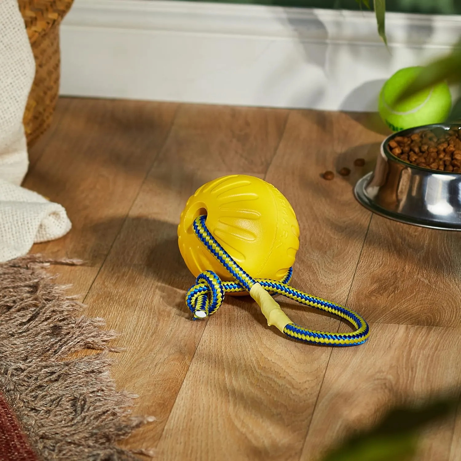 Starmark Swing 'n Fling DuraFoam Ball Dog Toy Large